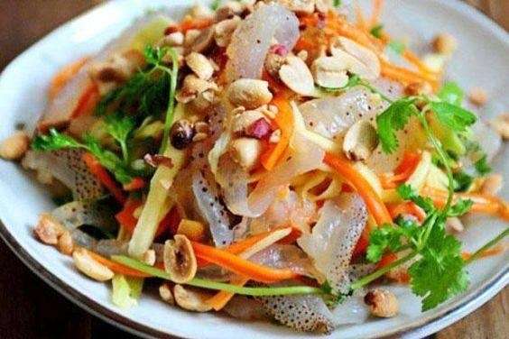 Gỏi xoài cho những ai ưa thích vị chua