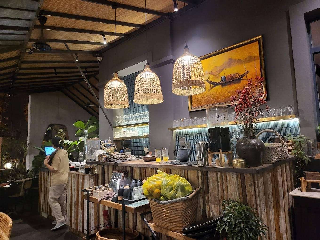 Khu vực quầy Bar đặc biệt tại Chạm