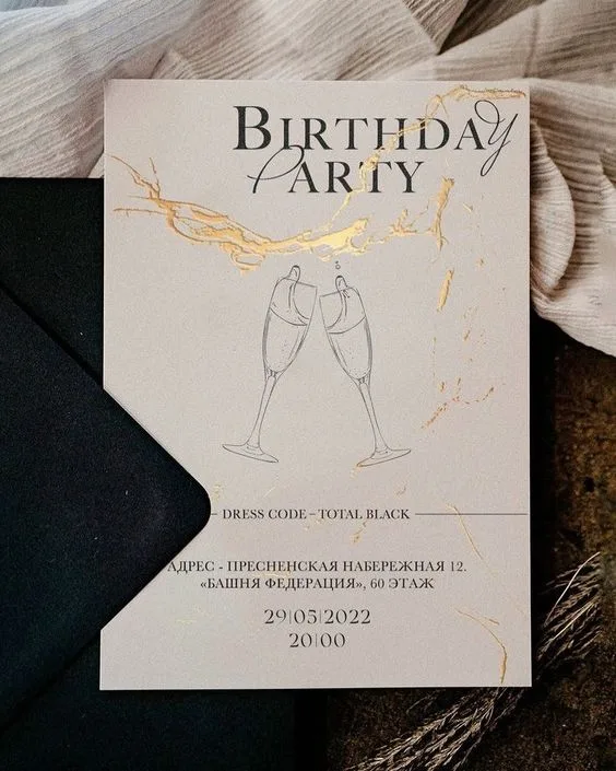 Nếu muốn quy định dress code cho tiệc thì hãy ghi chú vào nội dung của lời mời dự tiệc