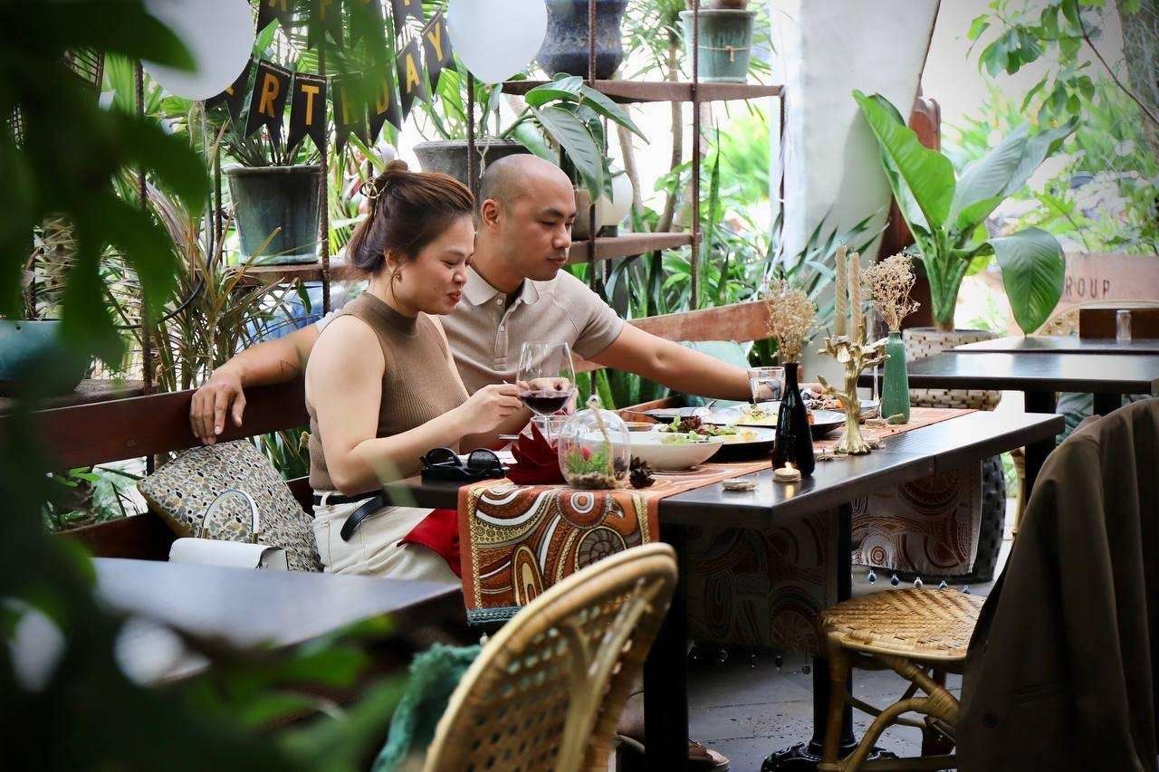 Không gian riêng tư là điều cần thiết cho bữa tiệc 2 người