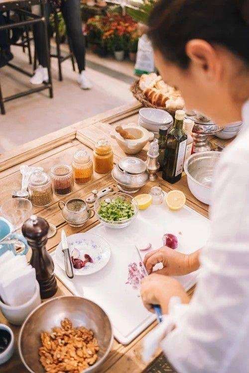 Mọi thứ về nguyên liệu nấu nướng đều sẽ được bên dịch vụ chuẩn bị