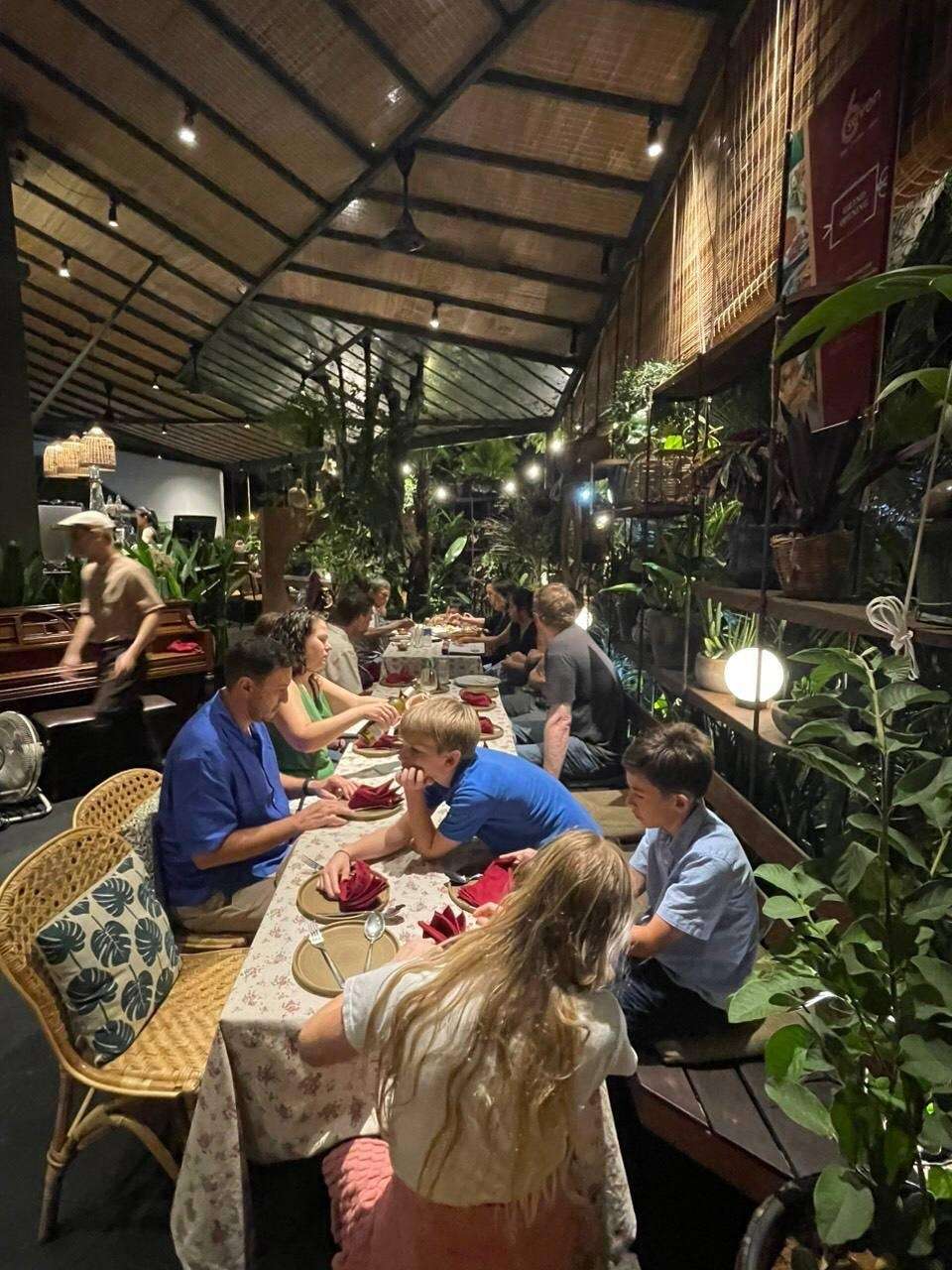 Thu hút được các vị khách trong nước lẫn quốc tế
