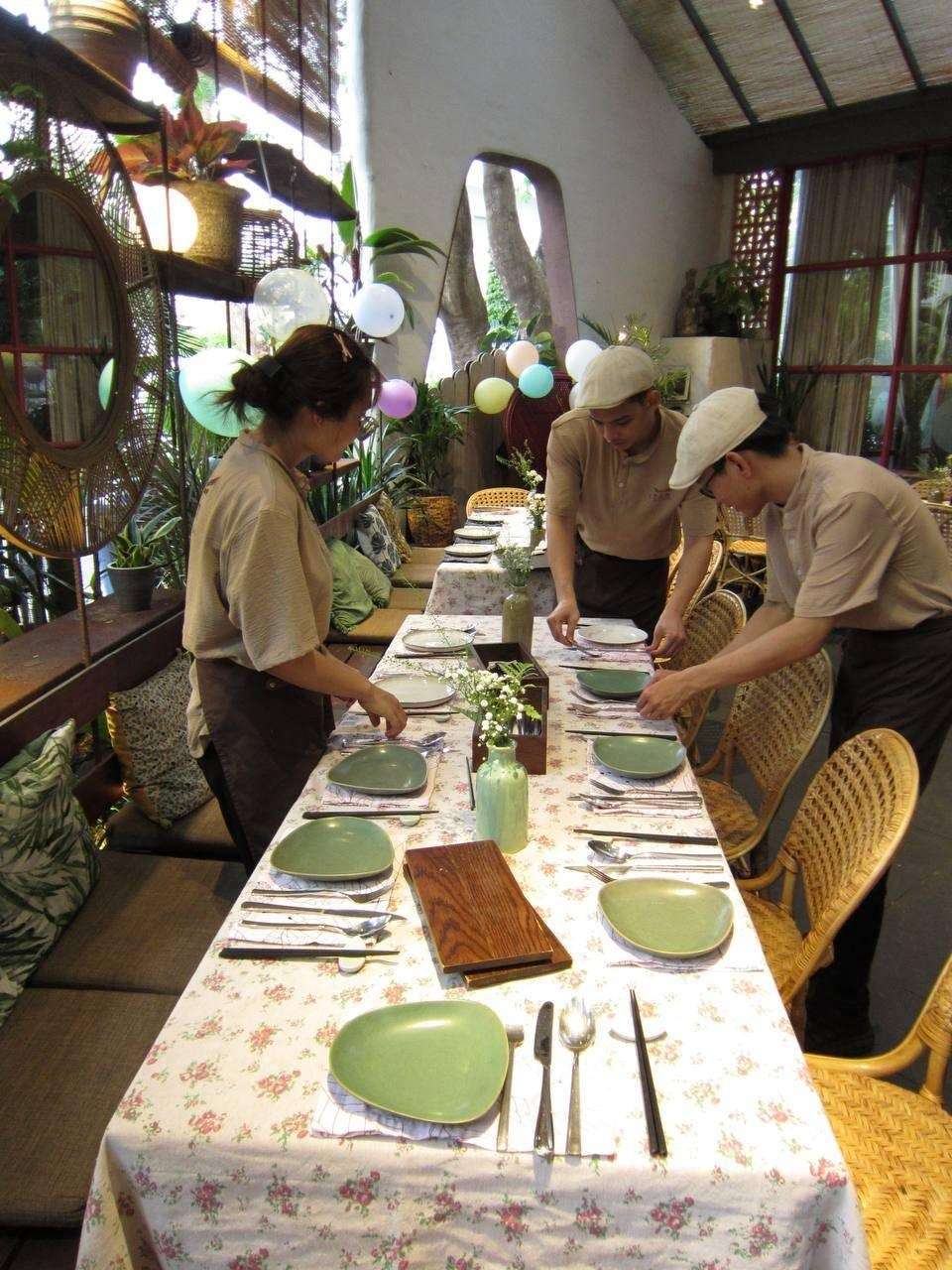 Phục vụ chu đáo