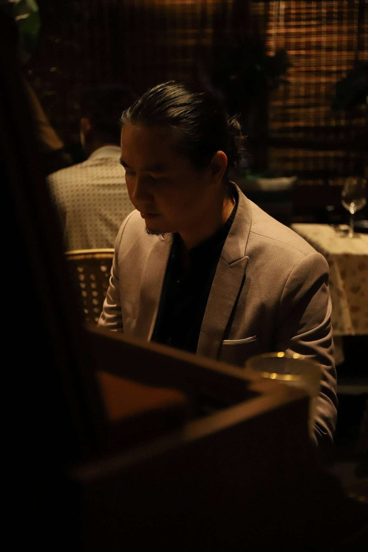Nghệ sĩ biểu diễn Piano trực tiếp