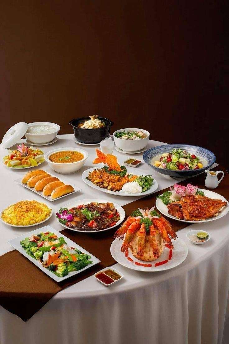 Tiết kiệm thời gian chuẩn bị tiệc đặc biệt là thức ăn