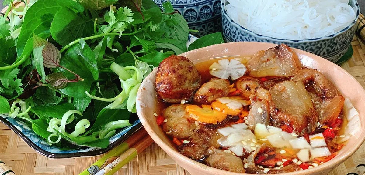 Bún chả Hà Nội tại Phú Mỹ Hưng mang hương vị chuẩn Bắc