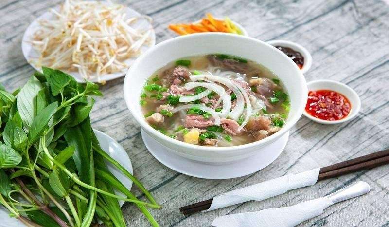 Món Phở bò truyền thống