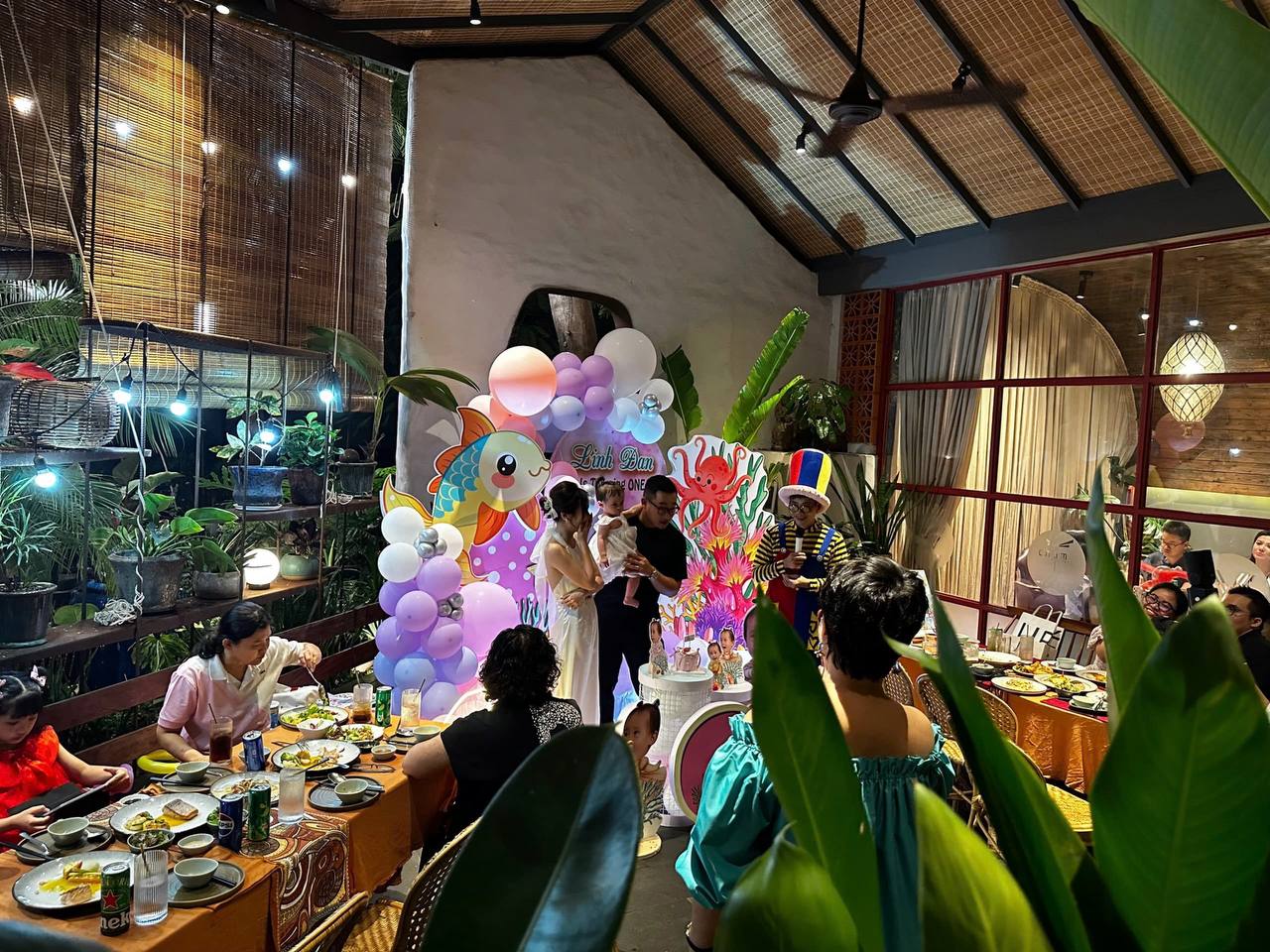 Các tiện ích về âm thanh, ánh sáng hiện đại
