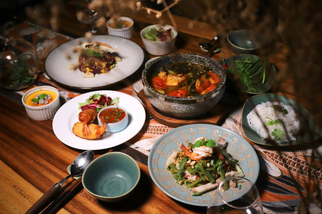 Menu kết hợp Á Âu hiện đại