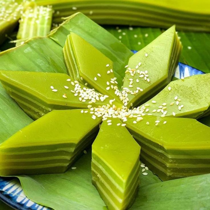 Bánh da lợn là một món bánh Việt Nam truyền thống rất được yêu thích