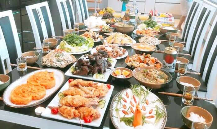 Thực Đơn Tổ Chức Tiệc Tại Nhà Cho Gia Đình Đông Người