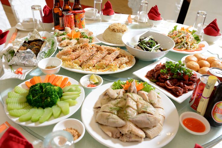 Thực đơn tiệc cưới bình dân nhưng vẫn gây ấn tượng tốt nếu được chuẩn bị khéo léo
