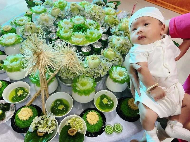 Tổ Chức Tiệc Đầy Tháng Cho Bé Trai Và Những Điều Ba Mẹ Cần Biết