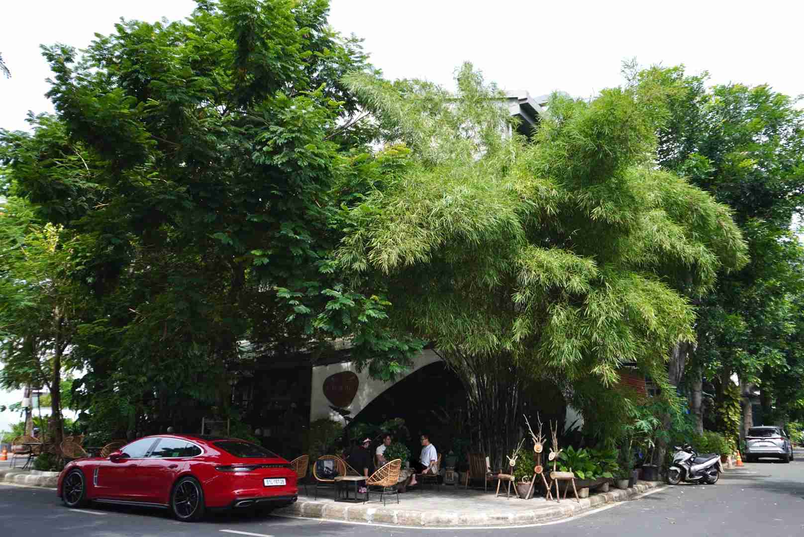 Có thể đỗ xe ngay tại địa điểm tổ chức là một điểm cộng lớn