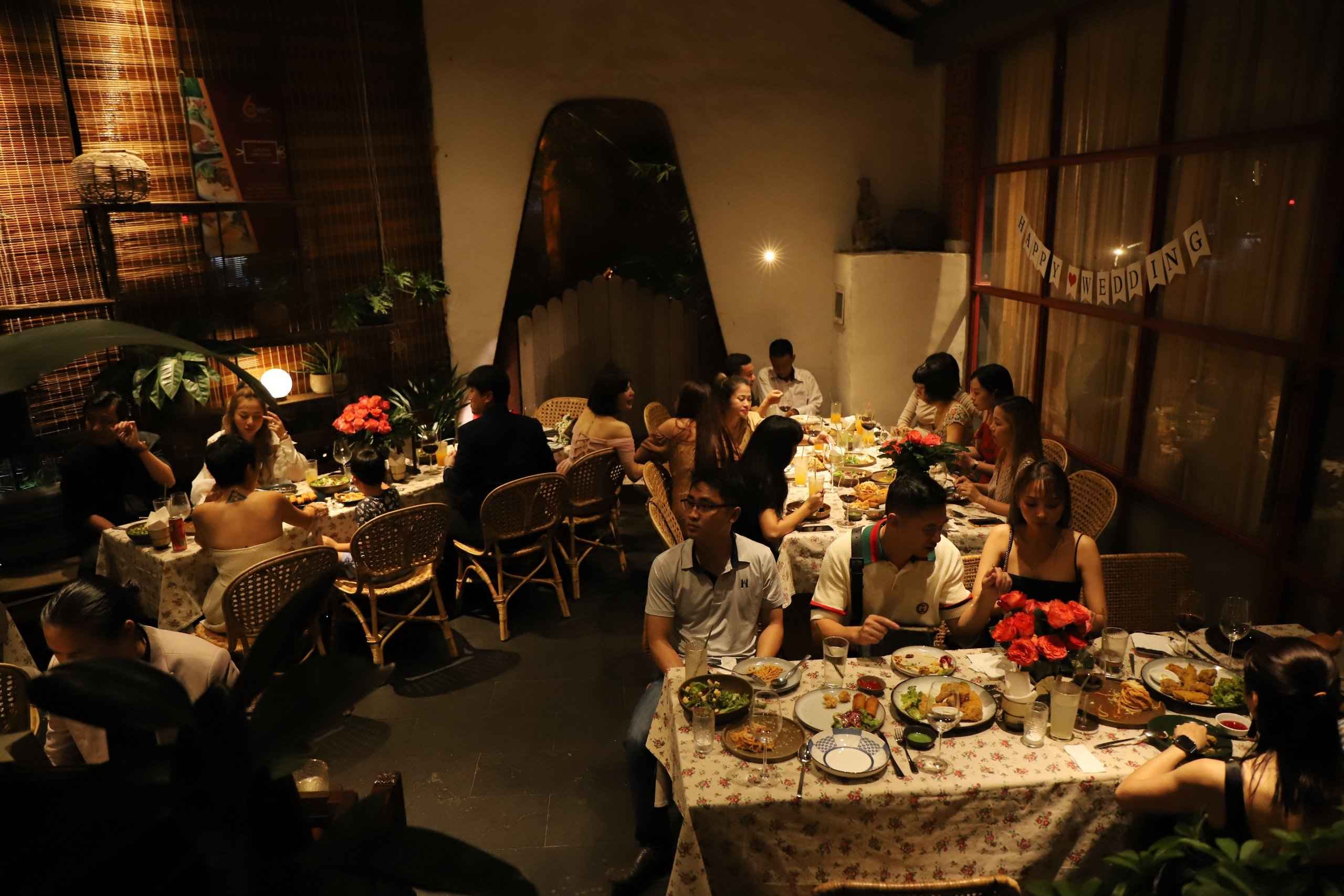 Linh hoạt theo phong cách riêng của từng cặp đôi