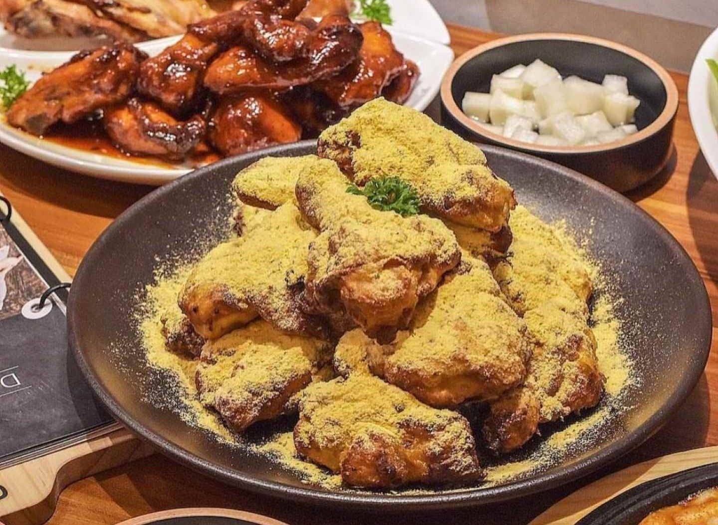 Gà tại Goobne Chicken luôn được yêu thích bởi các tín đồ đam mê gà rán