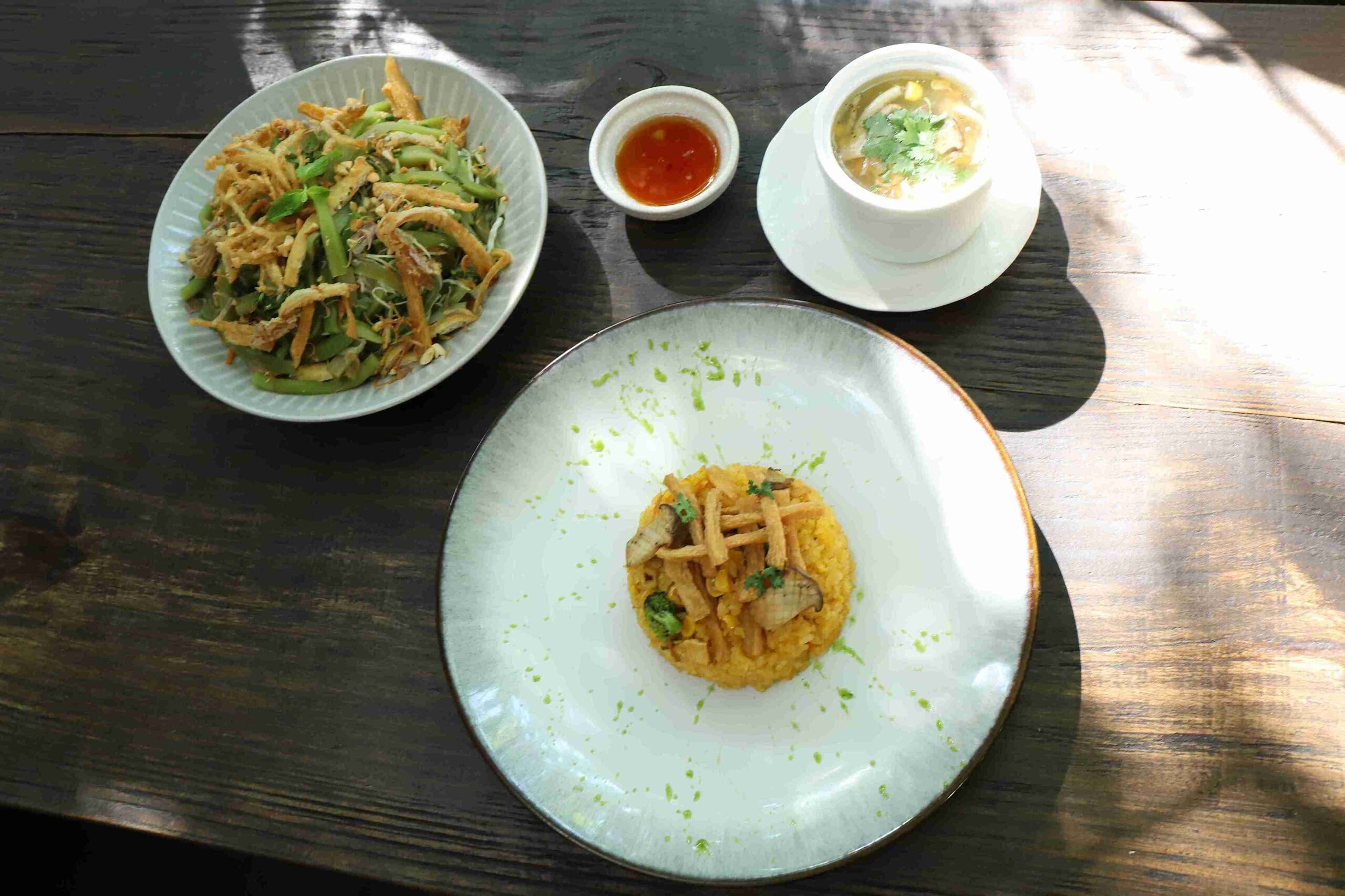 Bữa chay thanh đạm tại Chạm