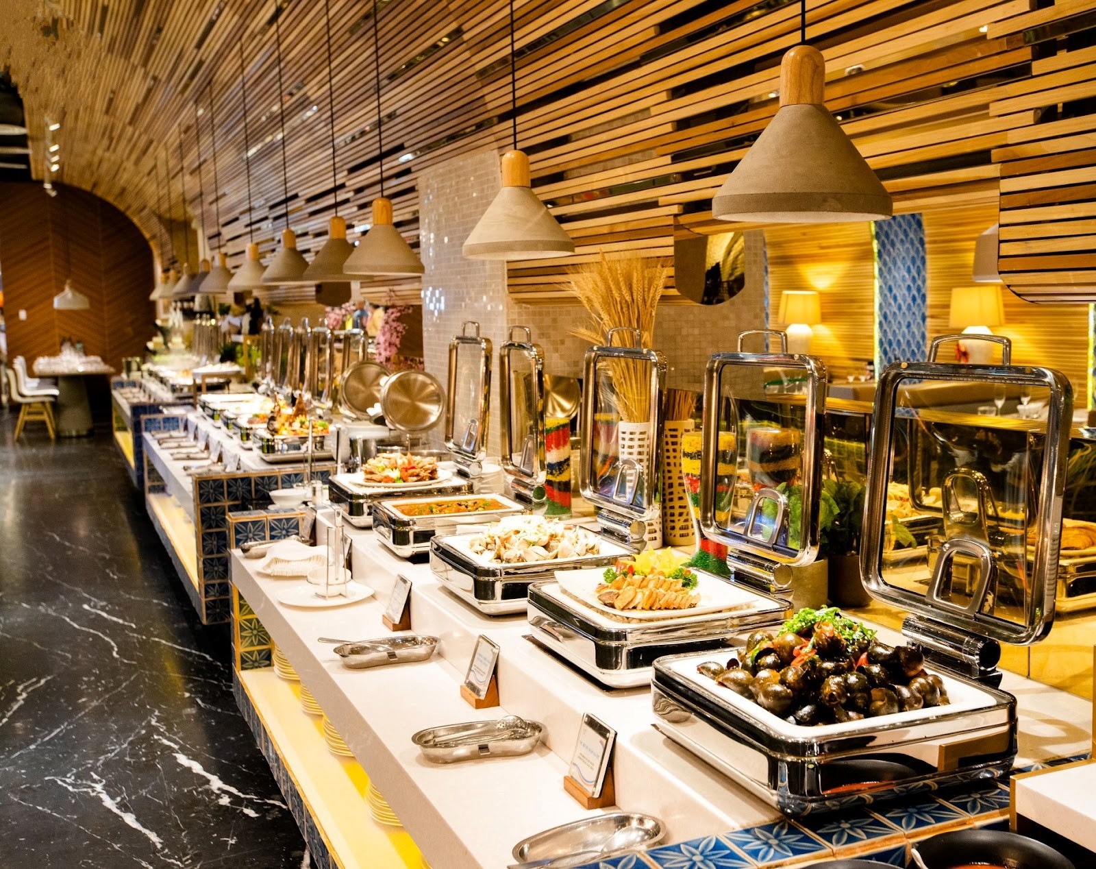 Xác định rõ ngân sách trước khi chọn quán buffet