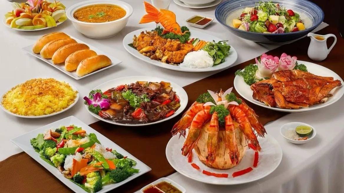 Mâm cỗ cưới sang trọng chú trọng từ món ăn đến cách trình bày