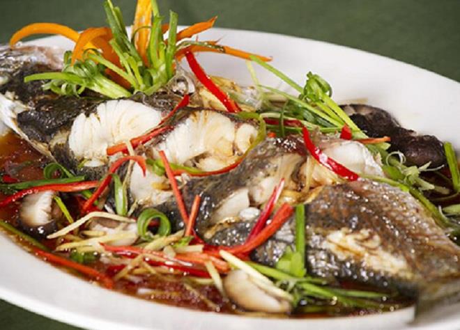 Cá hấp được đại đa số người lớn tuổi yêu thích 