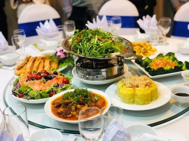 Cung cấp đầy đủ các nhóm dinh dưỡng cần thiết