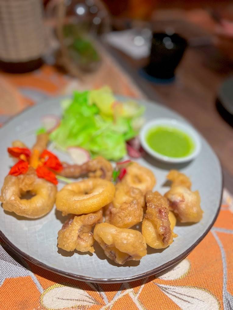 Thực đơn tại Chạm được xây dựng phù hợp với cả người lớn lẫn trẻ nhỏ