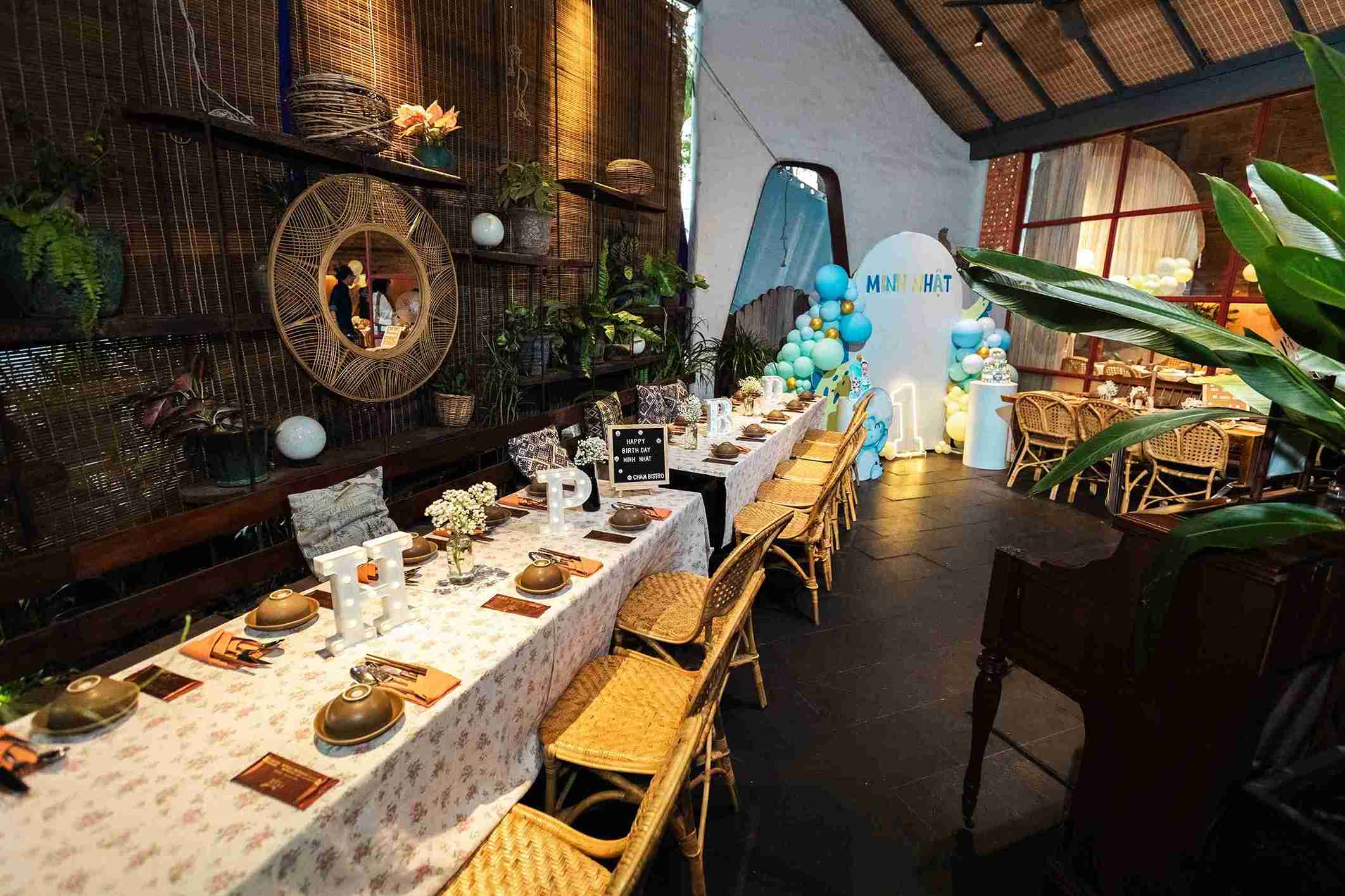 Chạm setup và trang trí theo sở thích của quý khách hàng