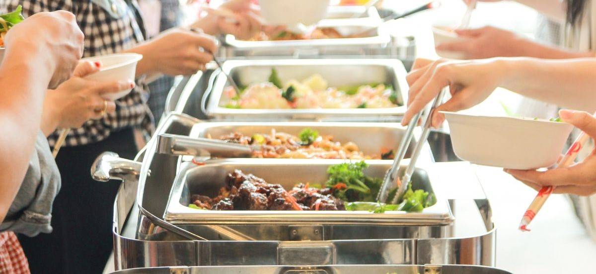 Tiệc văn phòng giúp tiết kiệm được thời gian