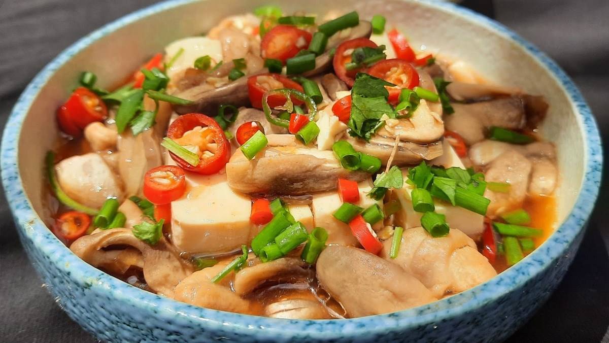 Đậu hũ hấp nấm thanh đạm lạ miệng