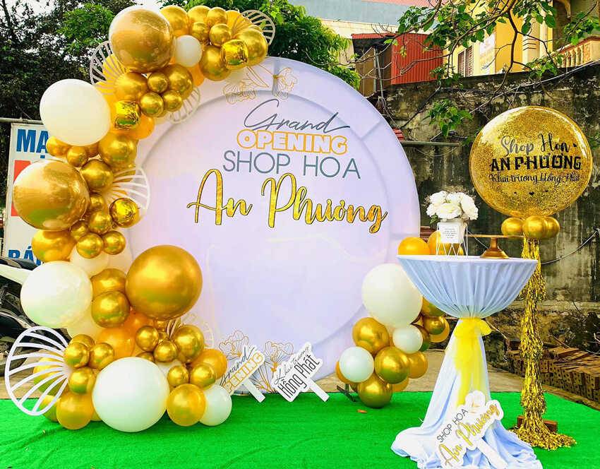 Tiệc khai trương đơn giản giúp tiết kiệm chi phí và thời gian