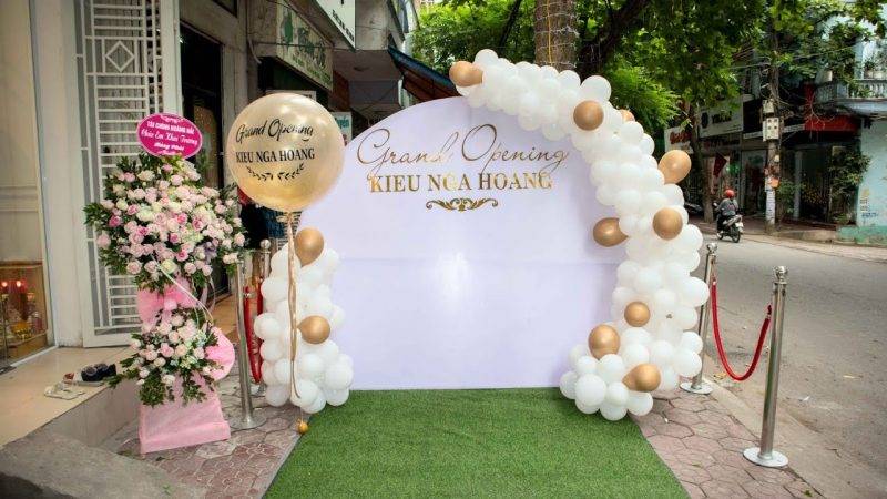 Tiệc khai trương đơn giản là giải pháp tối ưu cho không gian nhỏ