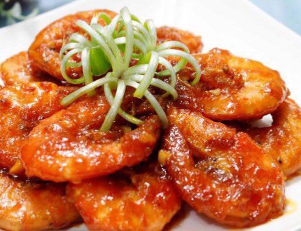 Tôm bóng và màu sắc phải bắt mắt