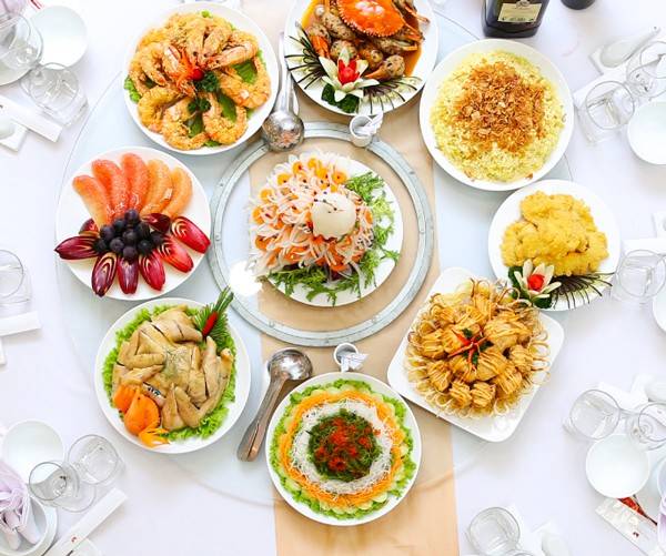 Phân bổ món ăn hợp lý tránh sự trùng lặp nguyên liệu