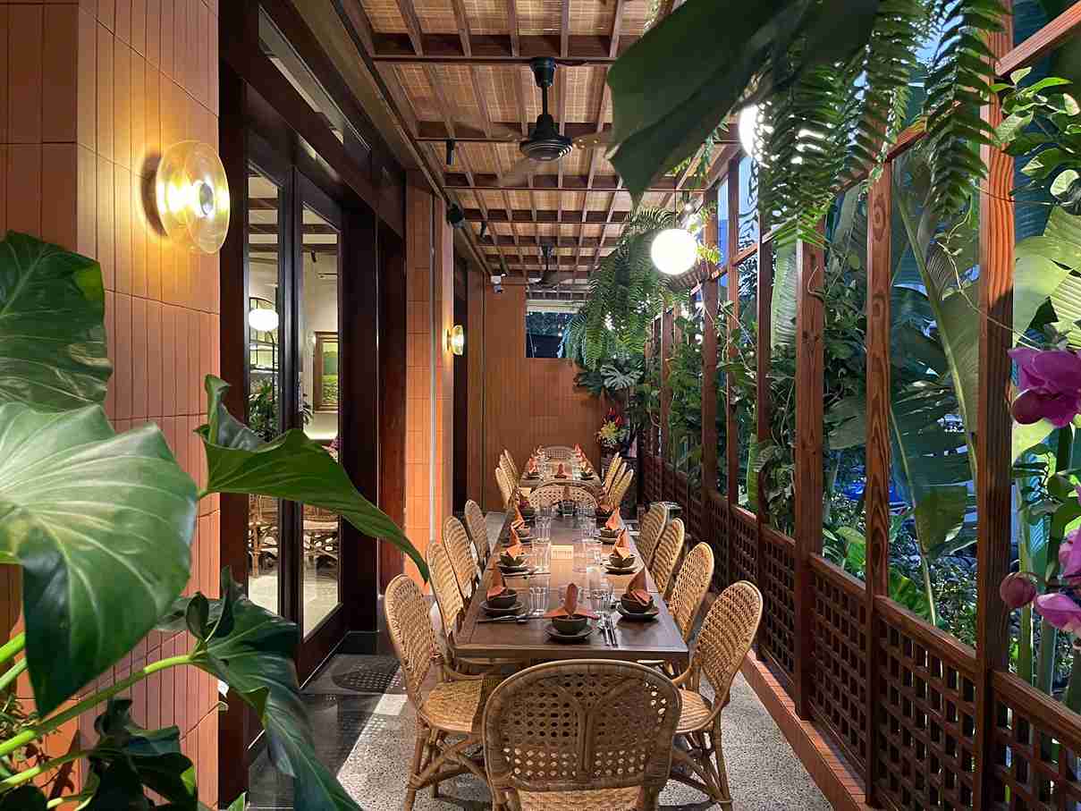 Không gian tại Chạm sẽ góp một phần tạo nên sự ý nghĩa cho bữa tiệc chia tay