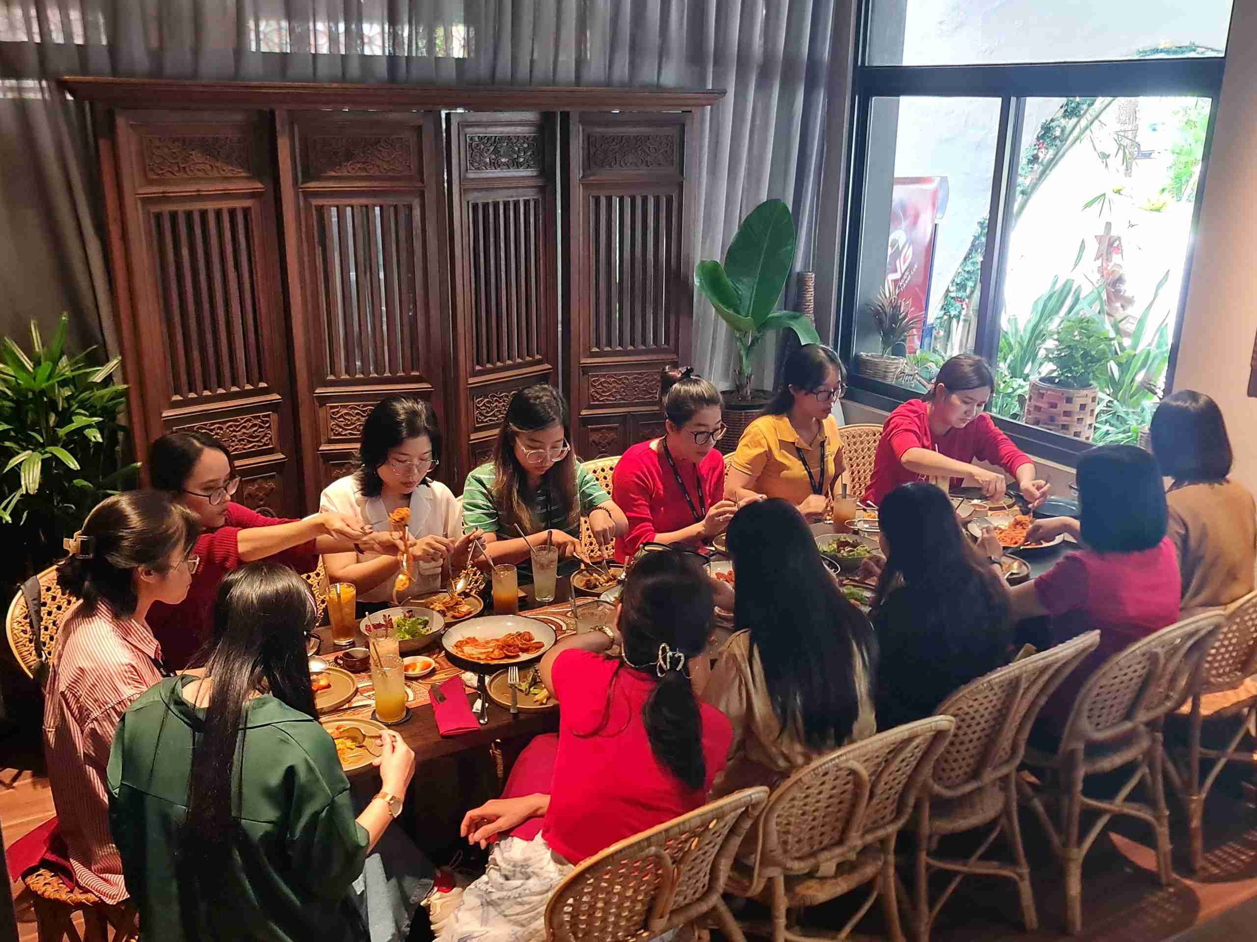 Bữa tiệc chia tay tại Chạm luôn mang đến sự ấm áp