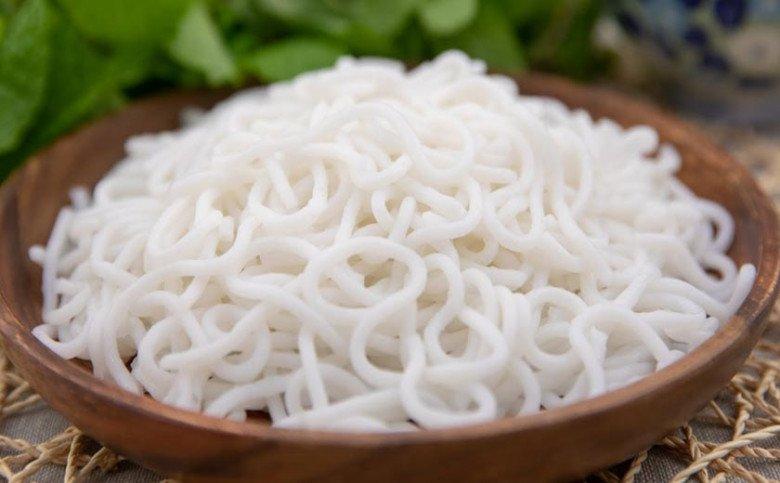Sợi bún to vừa, dai mềm vừa phải