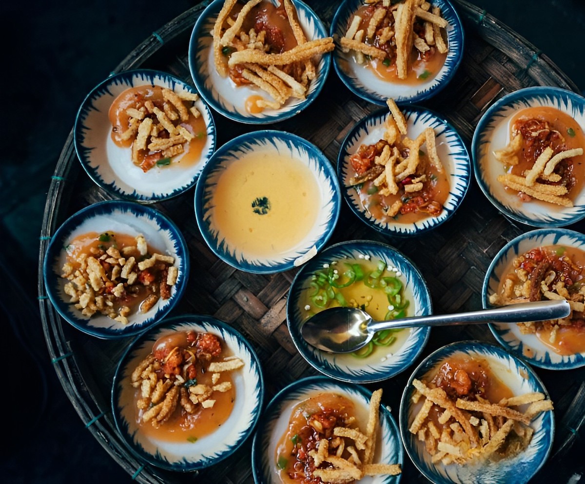 Bánh bèo Huế là món bánh rất nổi tiếng của ẩm thực Huế