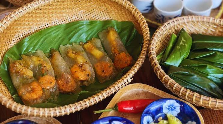 Bánh bèo Huế là món bánh rất nổi tiếng của ẩm thực Huế